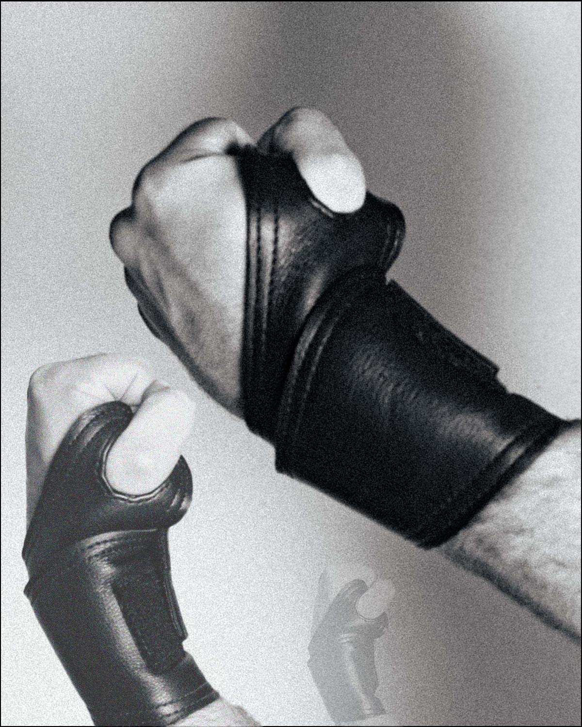 T2W (Thumb to Wrist) Wristband